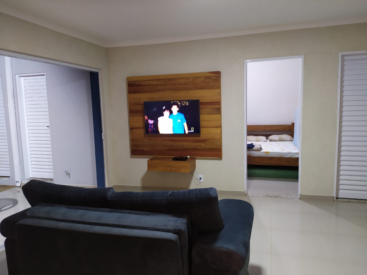 image-slider-with-thumbnail1.jpeg